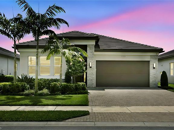 3rd image of 11523 Jacaranda DR