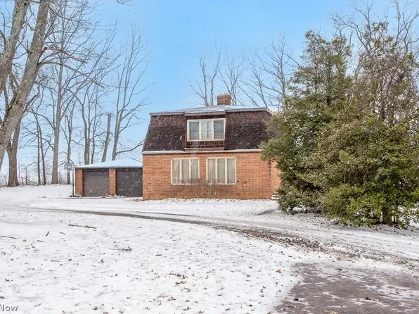 11 Pacific Rd, Carrollton, OH 44615