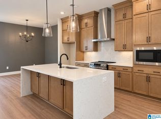 754 River Walk Dr, Birmingham, AL 35216