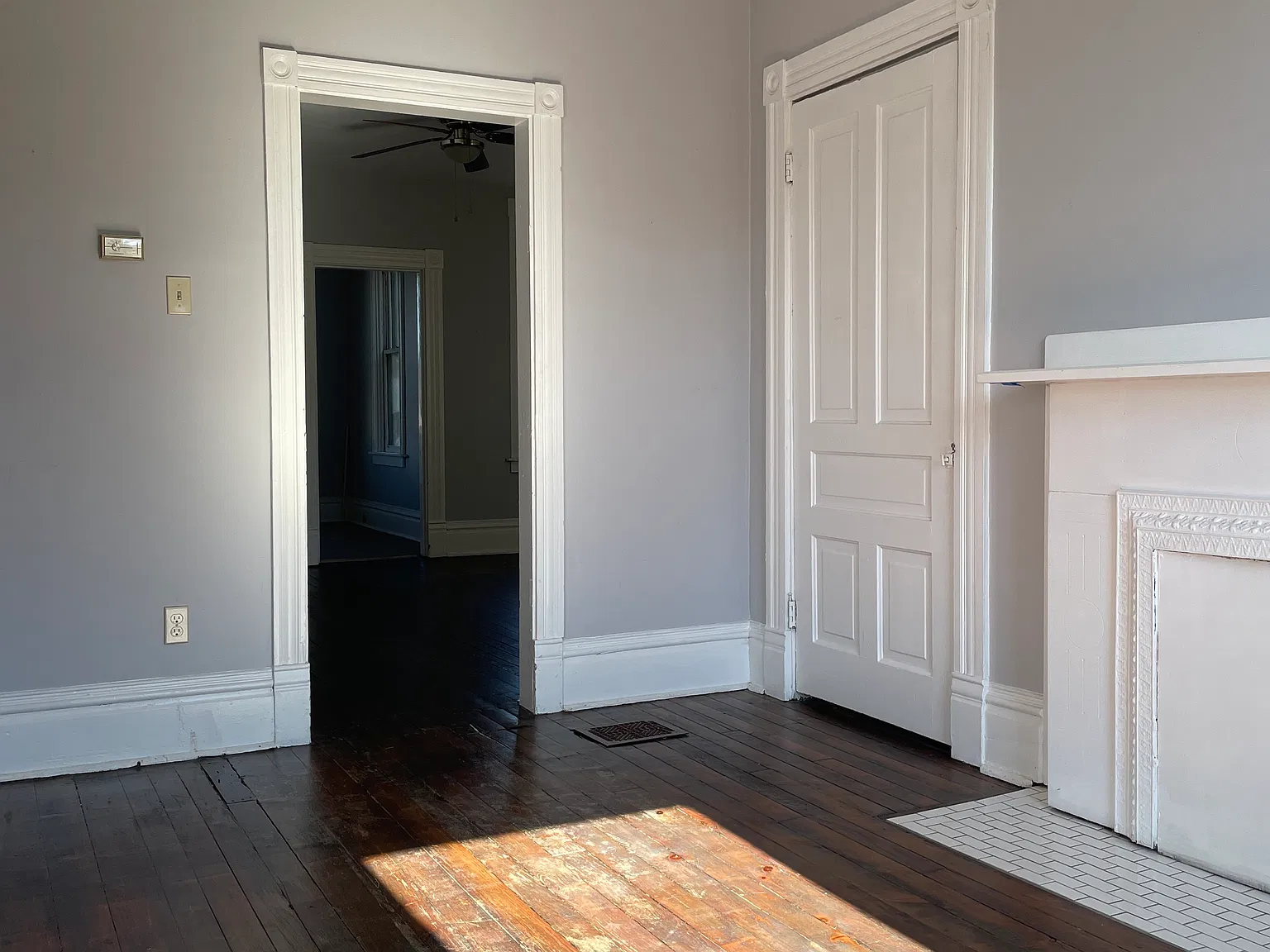 2 bed, $1,100 — Photo 4