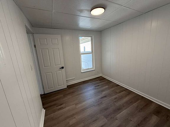 4th image of 143 Pannebaker Ave
