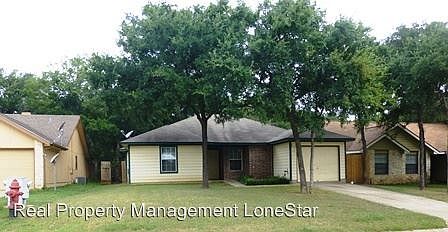1st image of 105 S Mockingbird Cir