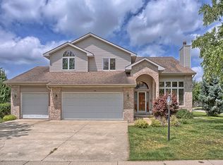 2702 Worthington Dr, Champaign, IL 61822