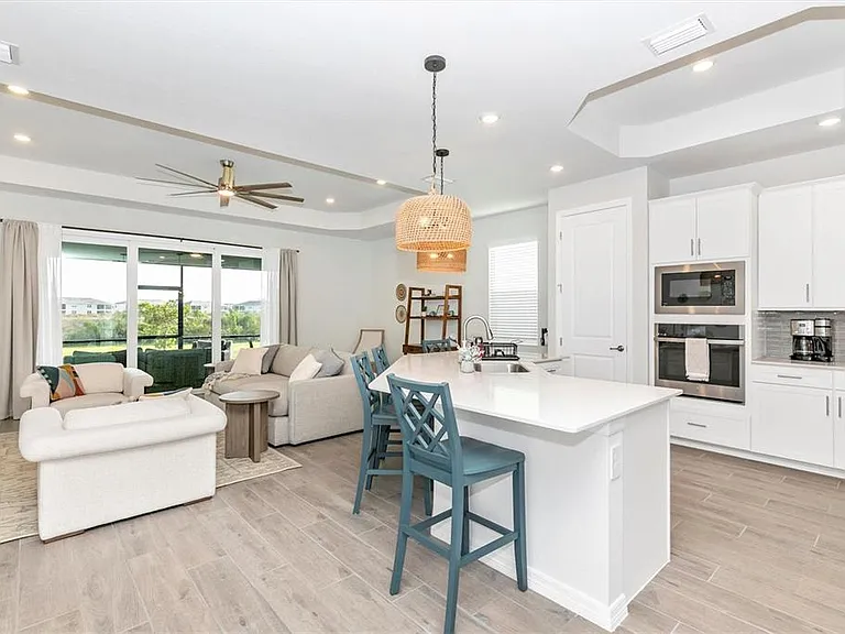 17672 Santorini Ct — Photo 14