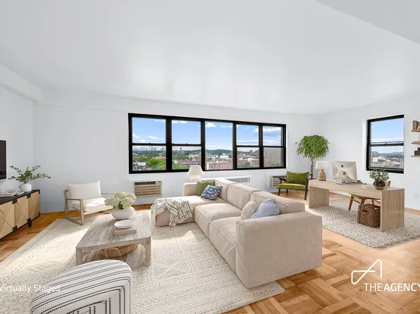 303 Beverly Road image 2 of 9