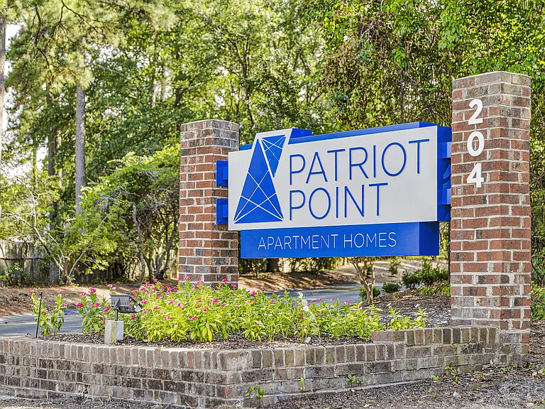 Patriot Point Apartment Homes — Photo 24