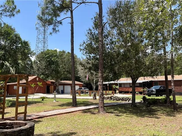 17021 Shelby LN, NORTH FORT MYERS, FL 33917