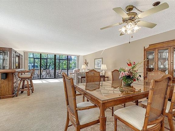 5th image of 6287 Midnight Pass Rd APT 103