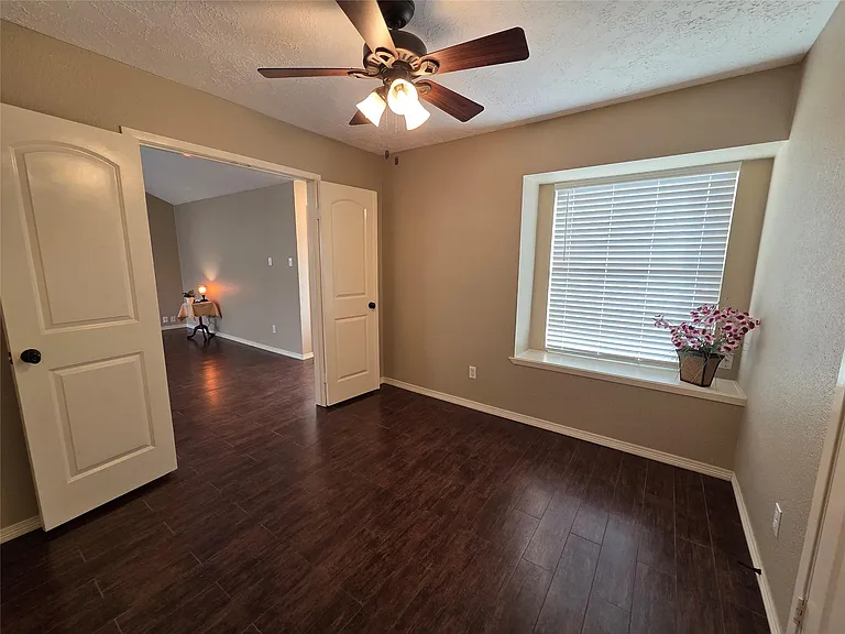 4203 Spinks Creek Ln — Photo 7