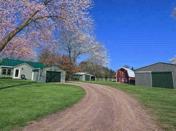 10714 Gull Point Rd, Brainerd, MN 56401