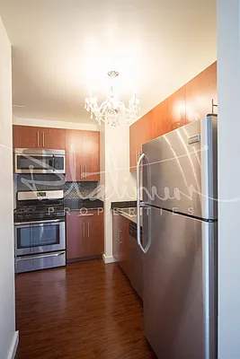 Rented by Platinum Properties | media 19