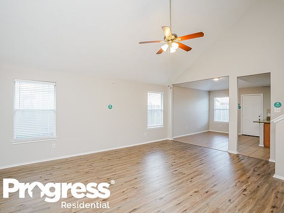 5th image of 1315 Seagler Pond Ln