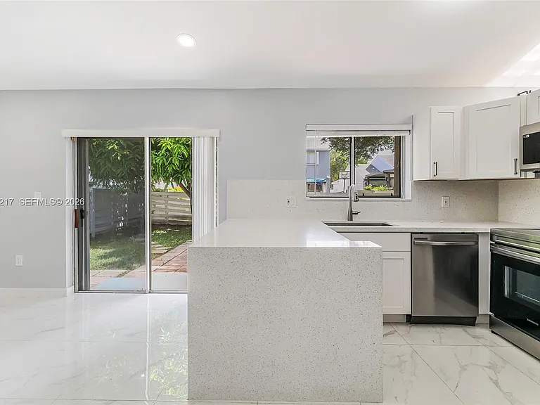 13765 SW 145th St — Photo 15