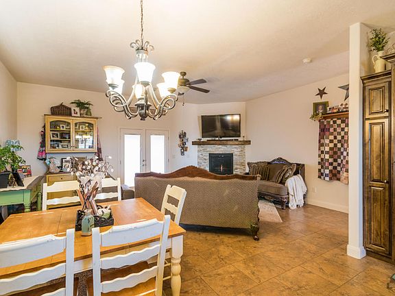 5th image of 1907 N Crimson Creek Cir