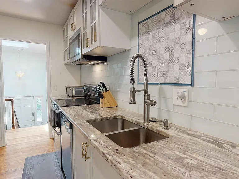 5508 Beaumont Dr — Photo 36