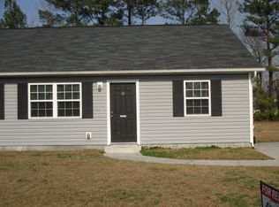 586 Haws Run Rd APT 28, Jacksonville, NC 28540