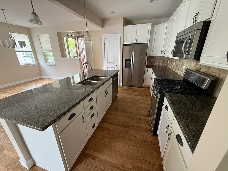 2841 Cascade Creek Dr — Photo 6