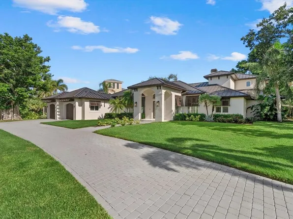 1707 Caribbean Dr, Sarasota, FL 34231