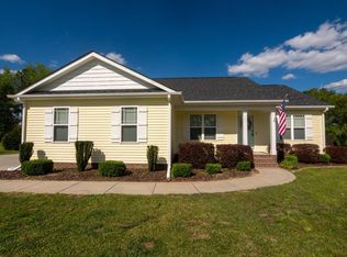 151 New Pine Ln, Clinton, NC 28328