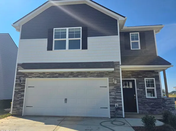 229 Wisteria Dr, Bluff City, TN 37618