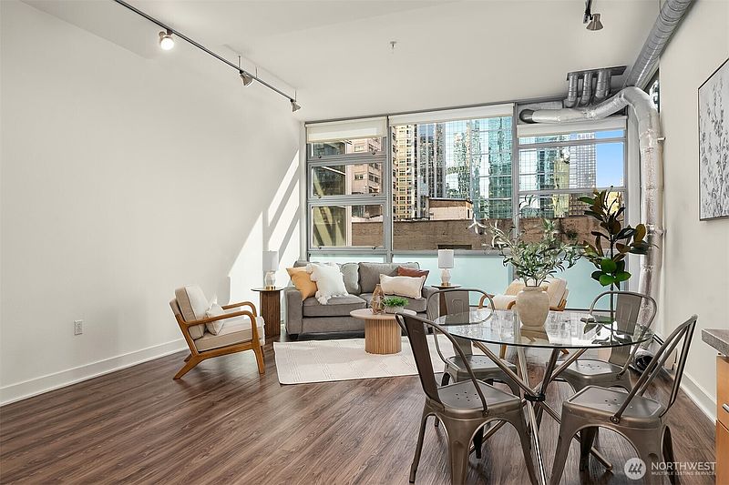 2nd image of 2015 Terry Avenue #416