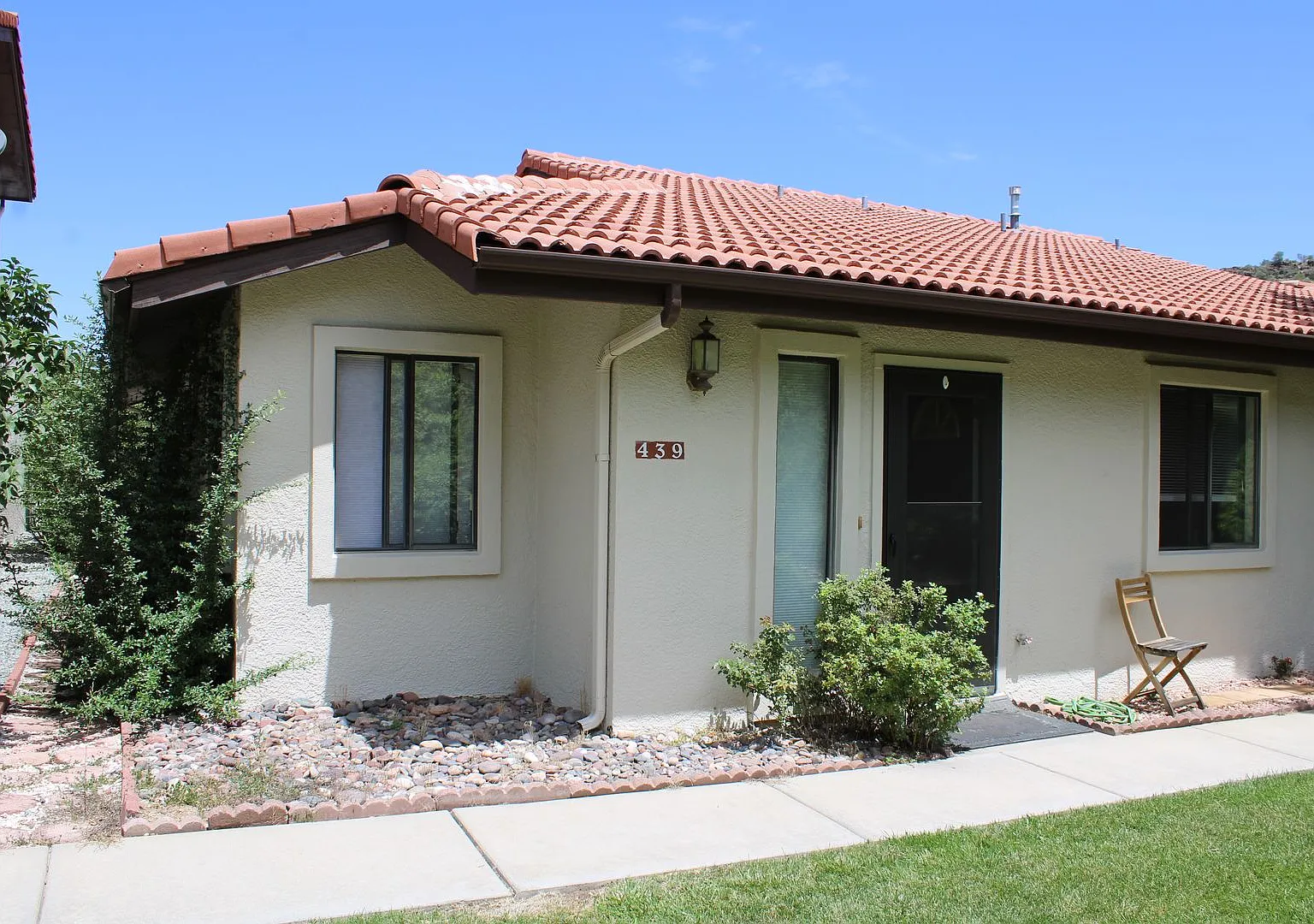 Townhome in Tanglewood Hills HOA — Photo 1