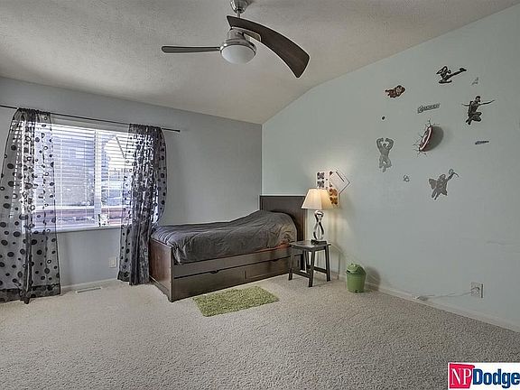 4th image of 6732 N 148th St