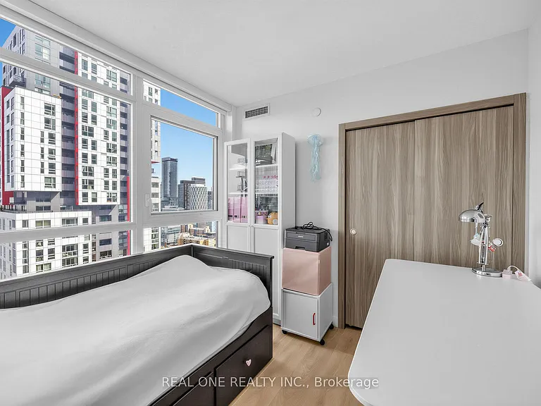 38 Widmer St #3501 — Photo 18