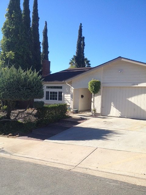 2nd image of 13510 Laguna Vis