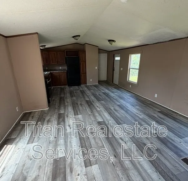 1835 S Lake Arthur Ave #6 — Photo 3