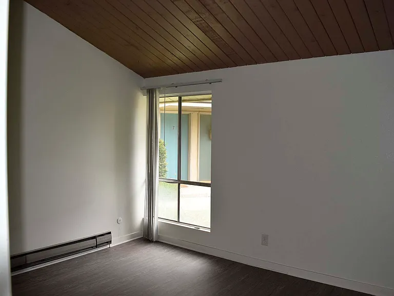 Ojai Gardens Apartments (Resort Apartments L.L.C.) — Photo 27