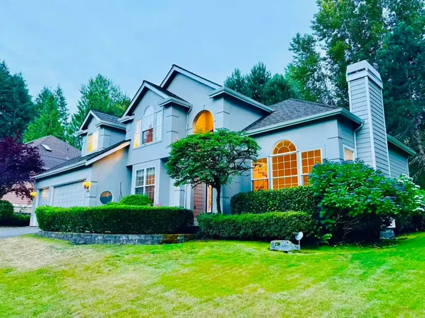 17205 NE 26th Ct, Redmond, WA 98052