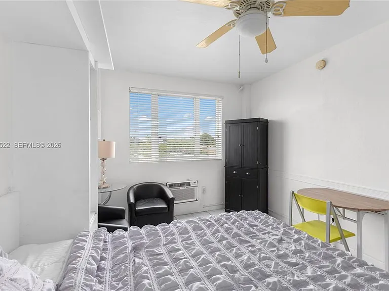 255 W 24th St #432 — Photo 5