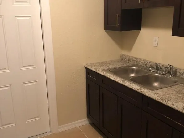 124 NW 12th Dr APT 1, Belle Glade, FL 33430