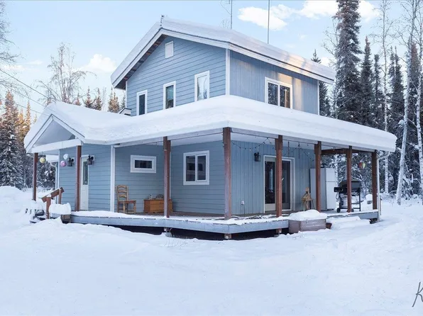 6897 No Name Ln, Fairbanks, AK 99712