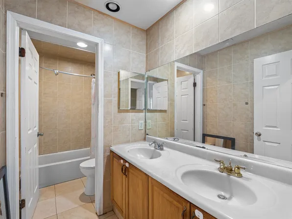 47 Dogwood Street image 15 of 22