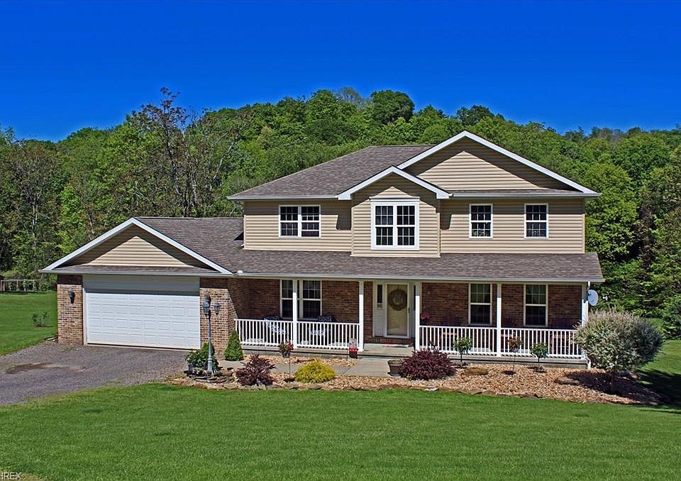 1st image of 100 Walnut Dr