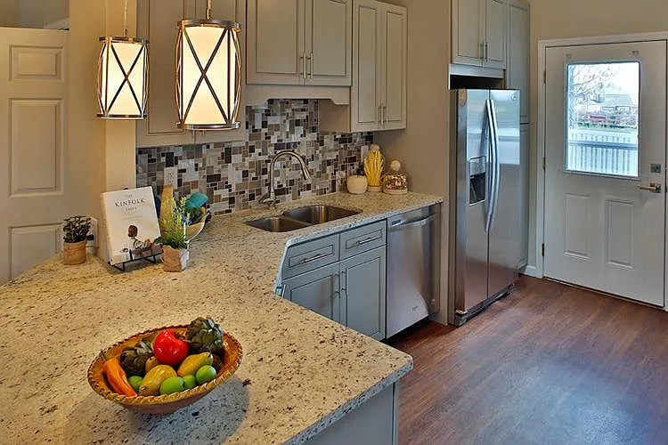 5240 S Shalom Park Cir — Photo 20