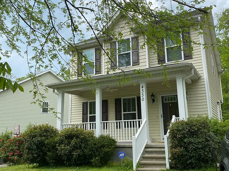 4330 Jean Ave — Photo 3