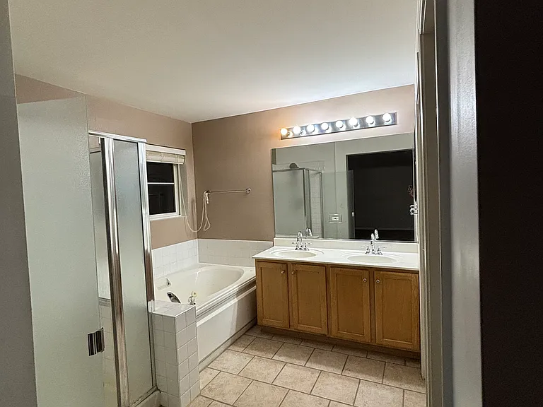 2888 Falling Waters Ln — Photo 20