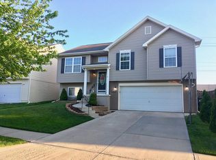 14538 Mormon St, Bennington, NE 68007