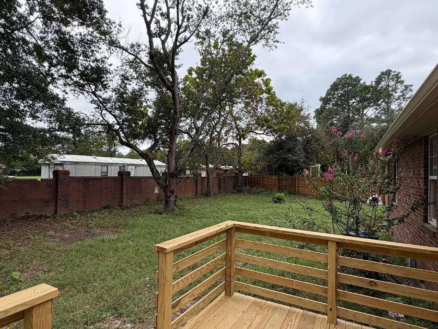 3 bed, 2.0 bath, 1238 sqft, $1,875 — Photo 3