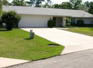 11 Blue Beech Ct, Homosassa, FL 34446