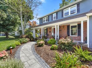 84 Brookside Dr, Pittsfield, MA 01201