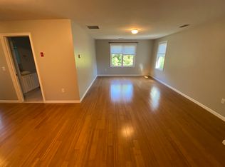 500 Mendon Rd UNIT 1E, Cumberland, RI 02864