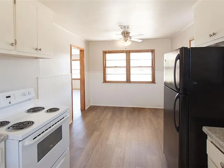 1109 Nowahy Ave — Photo 5