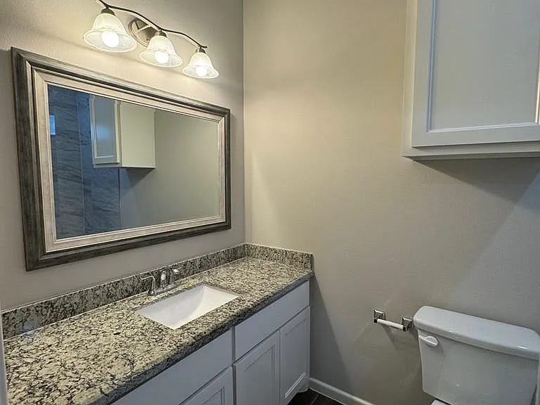 2105 Canyon Rd #1 — Photo 16