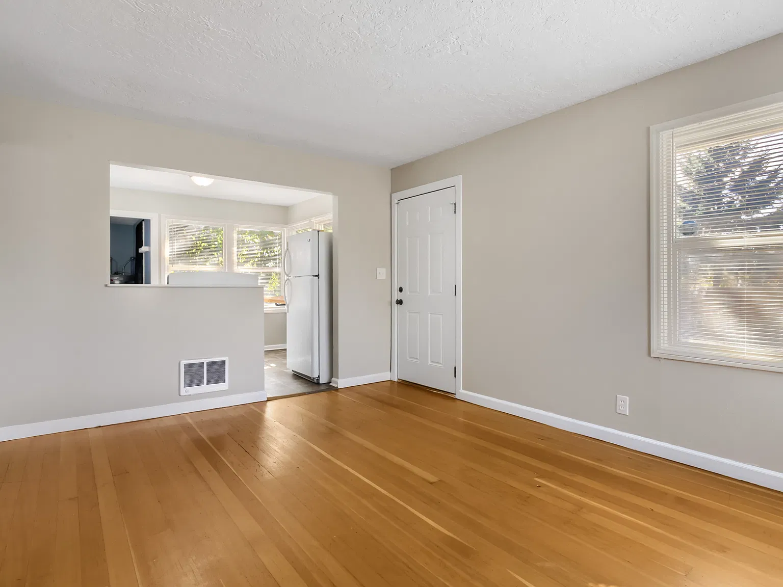 1 bed, 650 sqft, $1,795 — Photo 3