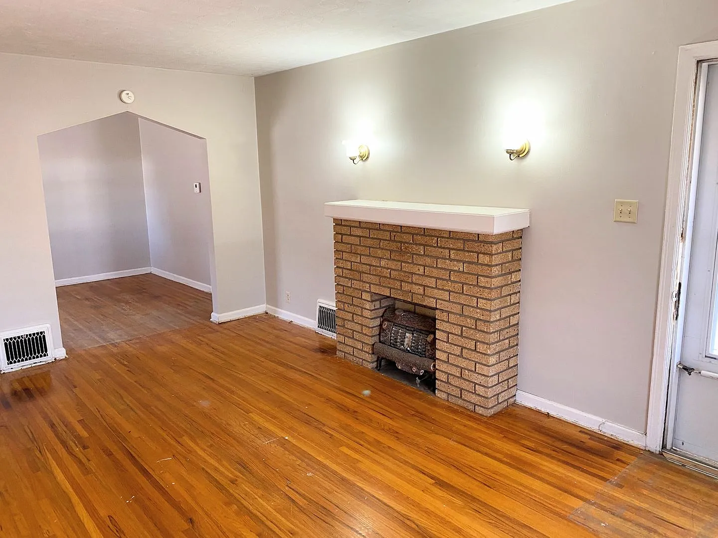 2-Bedroom, 1-Bathroom Home — Photo 3