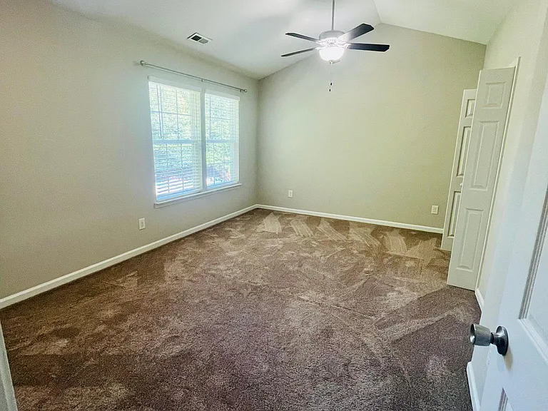 7821 River Field Dr — Photo 17